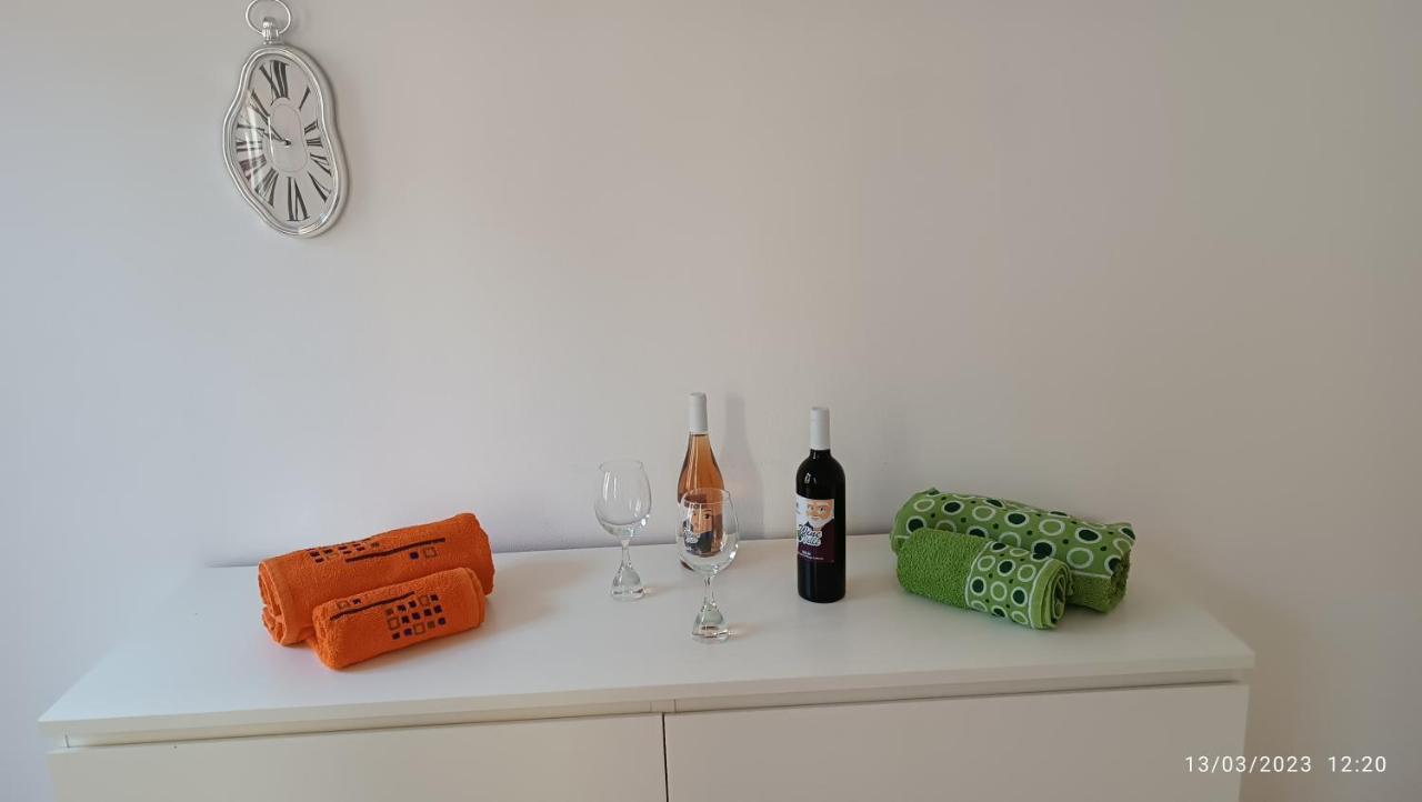 Breton Magico Apartment Logrono Bagian luar foto