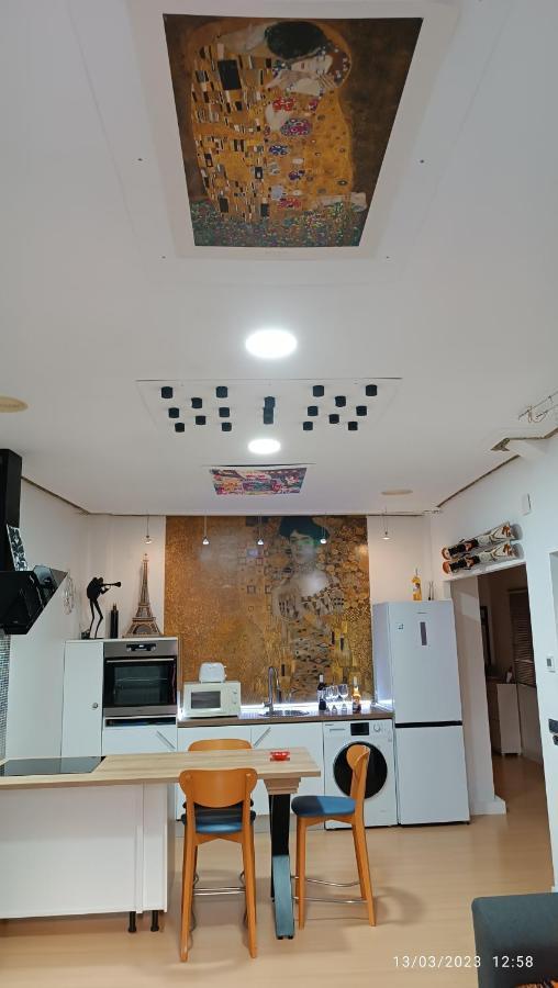 Breton Magico Apartment Logrono Bagian luar foto